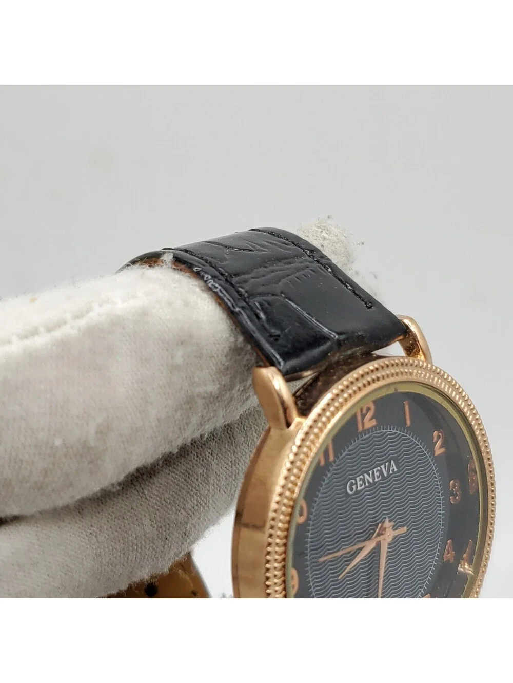 Geneva Quartz Watch 38mm Rose Gold Tone Black Leather Band New Battery